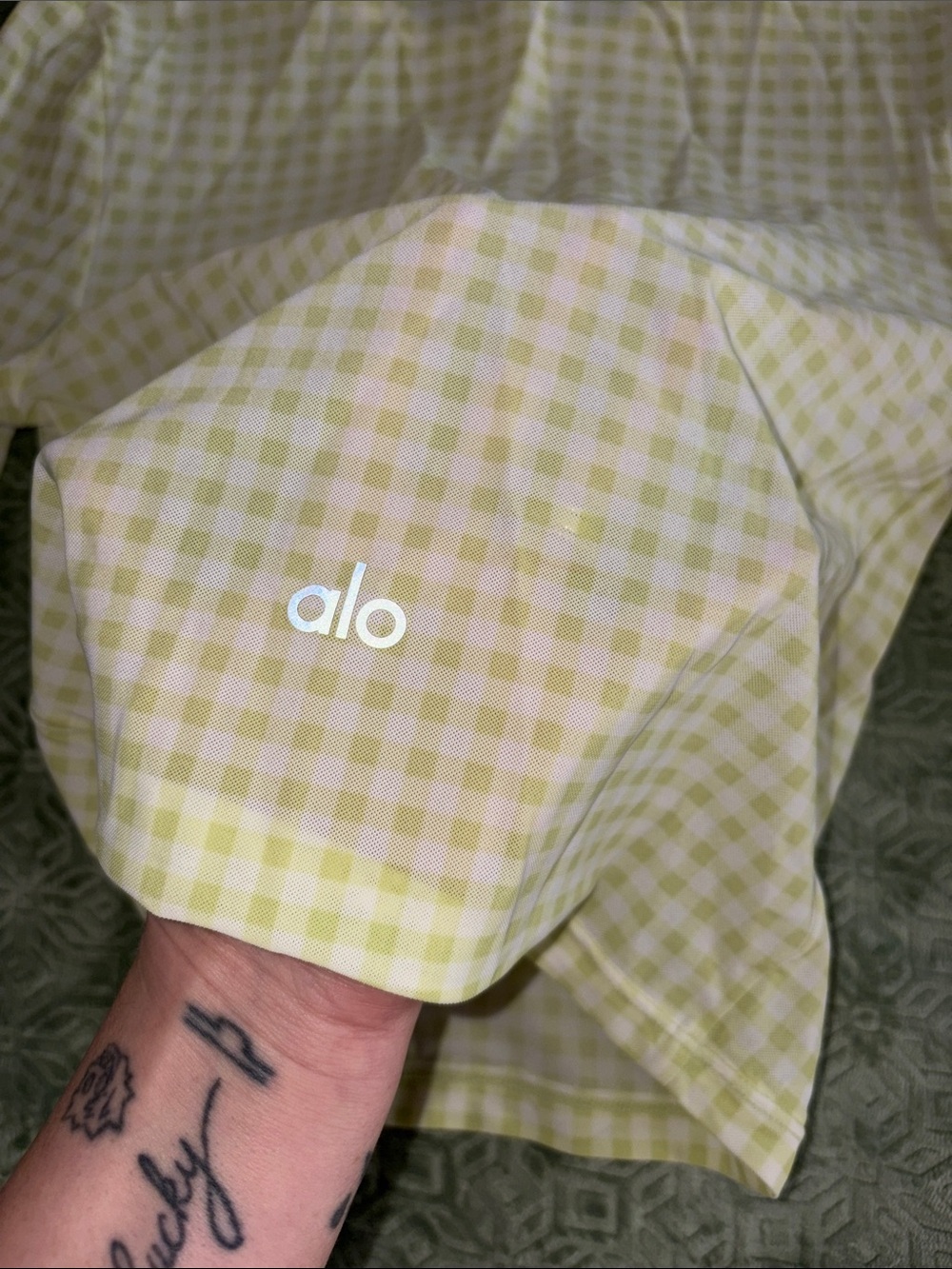 ALO Yoga Pale Yellow Gingham Mesh Skirt Set - Picture 7 of 7